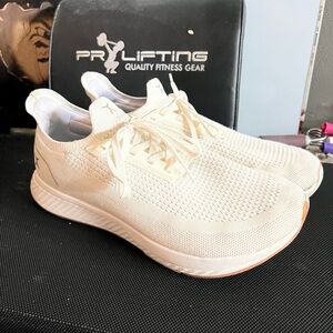 Flux Footwear Adapt Runner